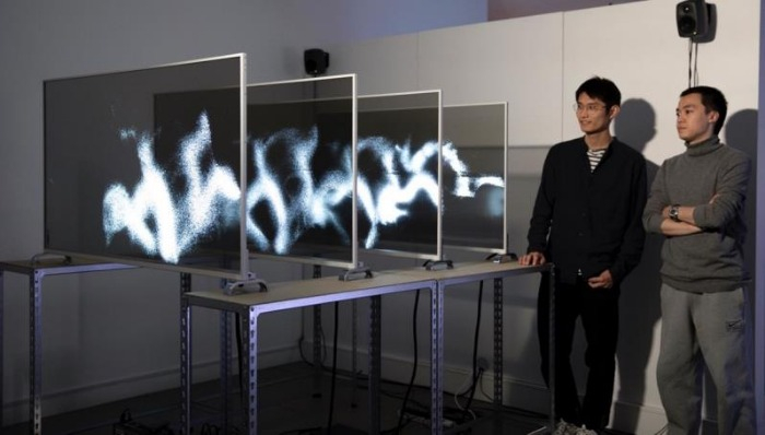 Time　Flux,　a　digital　art　piece　made　on　LG's　OLED　panels 