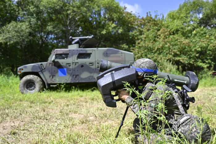 A South Korean army soldier operates LIG Nex1’s Raybolt in a drill