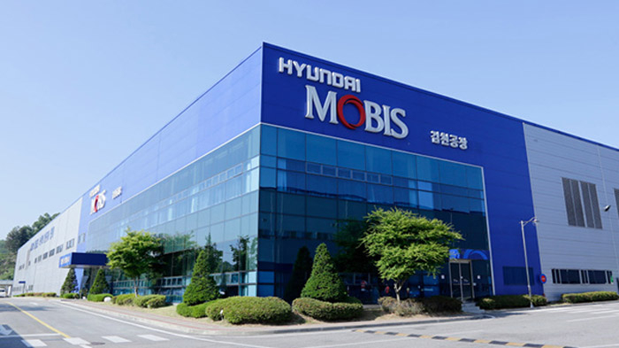 A　Hyudai　Mobis　plant　in　Korea