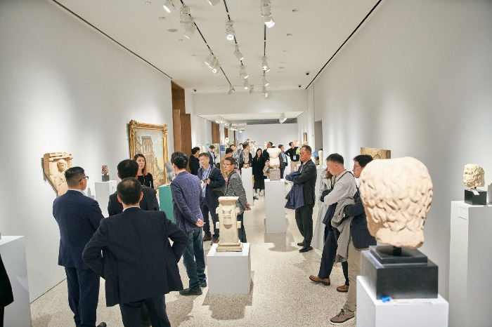 Hankyung Global Market Conference participants visit Christie's in New York on Oct. 5 