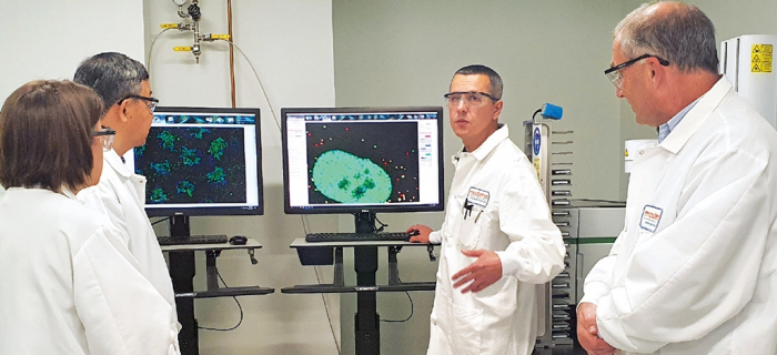 Moderna researchers discuss issues related to mRNA development