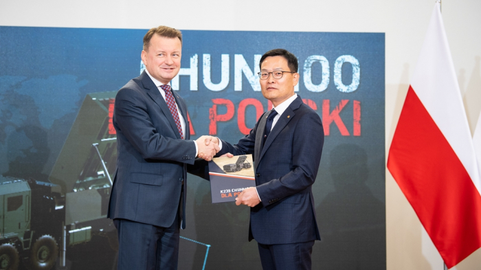 South　Korea　and　Poland　sign　　billion　Chunmoo　multiple　rocket　launcher　deal