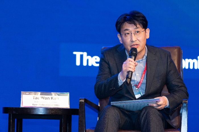 Kim　Tae-wan,　real　asset　investment　head　of　KBIZ,　speaks　during　the　LP　session　on　real　estate　in　ASK　2022