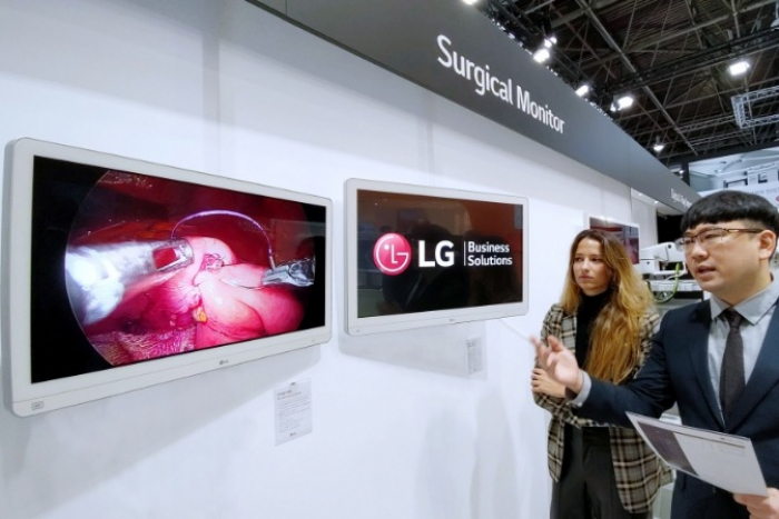 LG　Electronics　rolls　out　cutting-edge　mini-LED　monitor　for　surgery