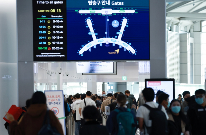 Departure hall at Incheon International Airport, South Korea’s main gateway (Courtesy of Yonhap)