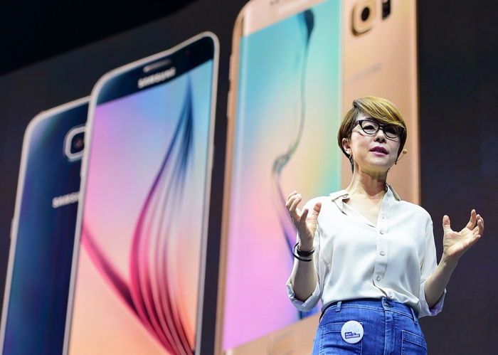Lee Young-hee, Samsung Electronics' first female president in charge of global marketing