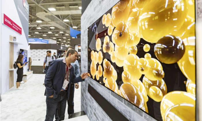 LG OLED Evo touted as Best TV of the Year by news outlets - Korea Economic Daily (Picture 1)