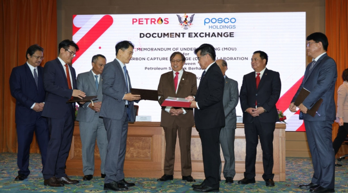 Officials　from　POSCO　and　Malaysia’s　Petros　agree　to　join　forces　on　the　carbon　capture　and　storage　business