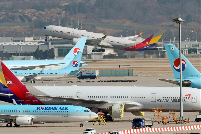 Aircraft　of　Korean　Air　and　Asiana