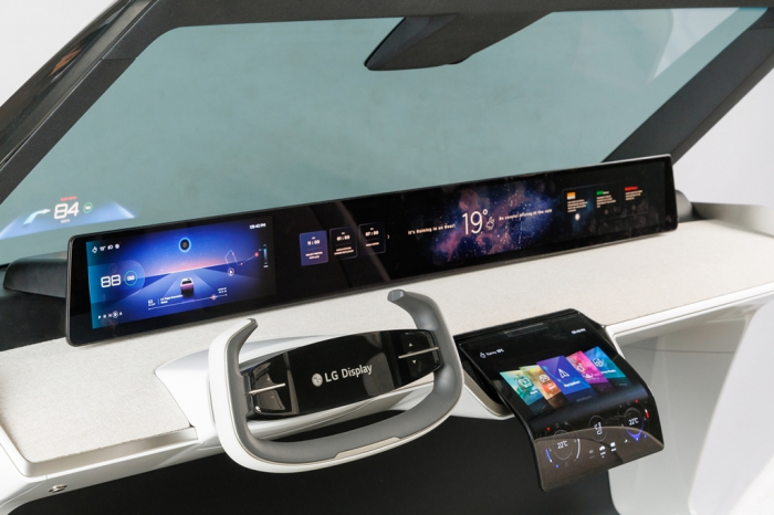 LG　Display's　vehicle　screens　for　an　infotainment　system