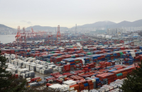 S.Korean companies expect exports to decline in 1% range this year