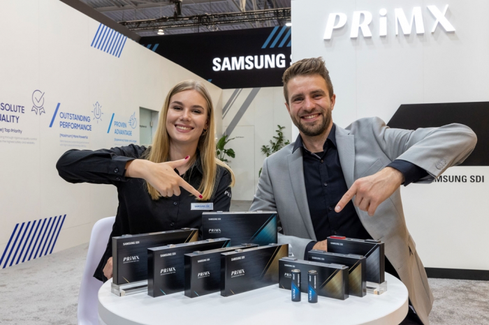 Samsung　SDI　batteries　showcased　at　IAA　Transportation　2022　in　Hanover,　the　world’s　largest　commercial　vehicle　exhibition,　in　September　2022　(Courtesy　of　Samsung　SDI)