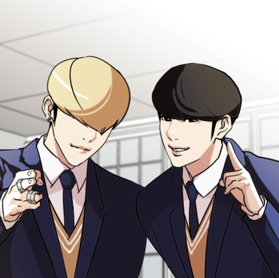 Lookism,　a　webtoon　created　by　The　Grimm　Entertainment