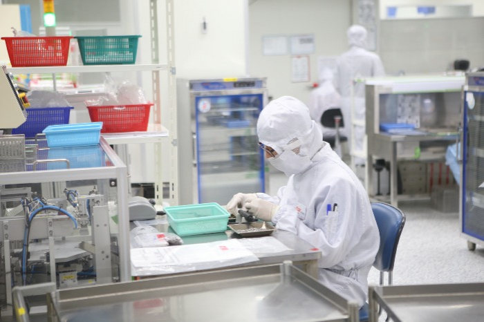Osstem Implant's researchers (Hankyung DB)