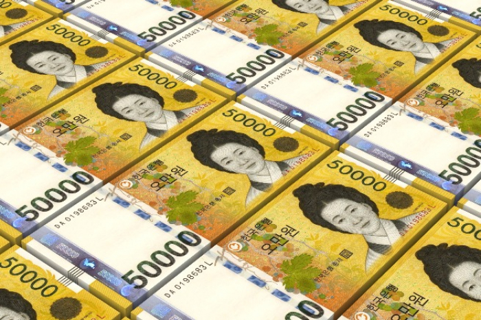 South Korean notes (Courtesy of Getty Images)