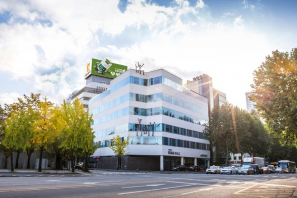 Daewoong　Pharmaceutical's　headquarters　building