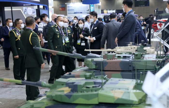 South Korea has set a goal of being among the world’s top four arms exporters by 2027 (PHOTO: YONHAP/SHUTTERSTOCK)