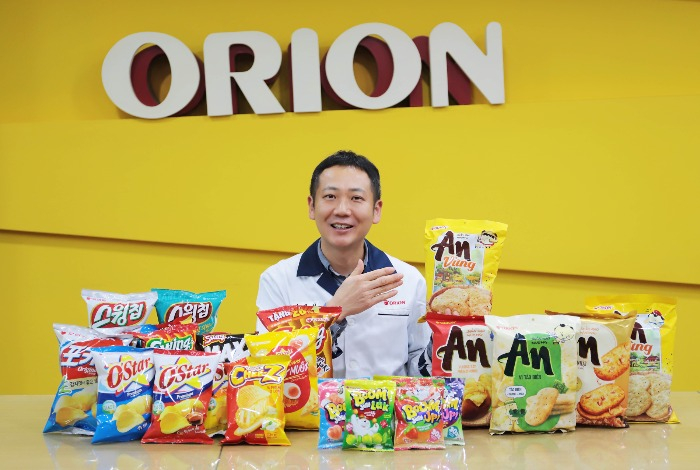 A　selection　of　Orion's　snacks　and　gummy　candies　popular　in　Vietnam