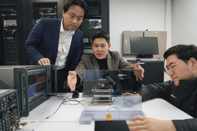 SK　Telecom　develops　reconfigurable　surface　tech　for　6G　transmission　