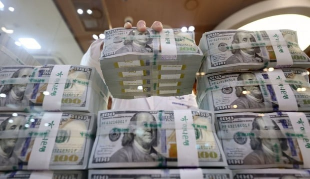 S.Korea doubles undocumented overseas remittance limit to 0,000