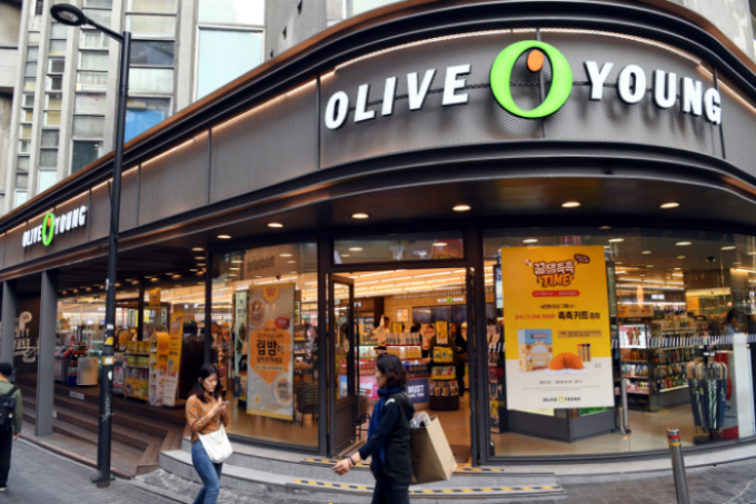 Olive　Young　exports　K-beauty　products　to　Middle　East　