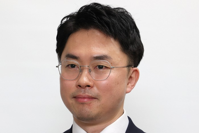Korea　Economic　Daily　reporterKyoung-Ju　Kang