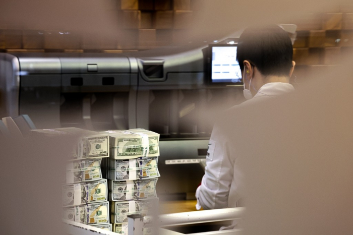 Bundles of 0 bills at Hana Bank headquarters in Seoul