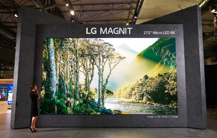 LG Electronics showcases its latest signage screens at Integrated Systems Europe (ISE) 2023 (Courtesy of LG Electronics)