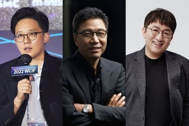 SM　Entertainment　Co-CEO　Lee　Sung-soo　(from　left),　founder　Lee　Soo-man　and　HYBE　Chairman　Bang　Si-hyuk 