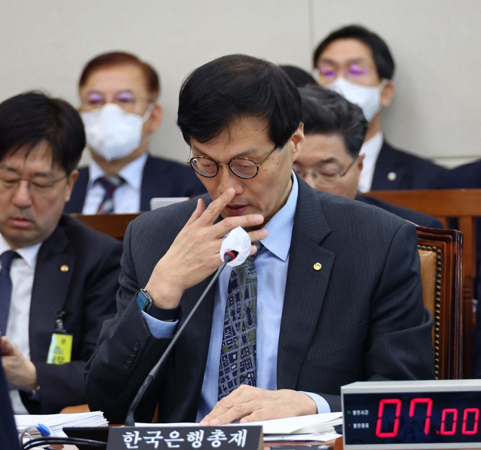 Bank of Korea Governor Rhee Chang-yong attends a meeting with South Korean lawmakers on Feb. 21, 2023