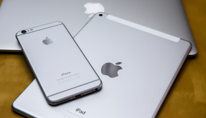 Apple iPhone and iPad