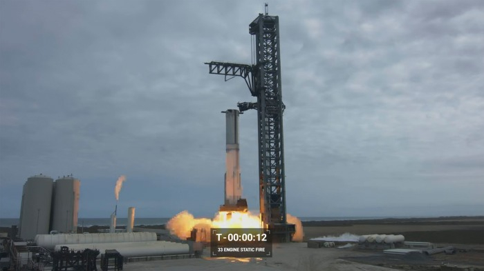 SpaceX in 2022 conducts a fire test of its super heavy-lift launch vehicle for Starship under development