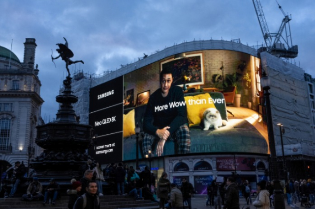 Samsung launches new TV ad campaign in London ahead of global release
