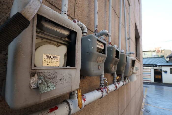 Residential gas meters in Seoul (Courtesy of Yonhap)