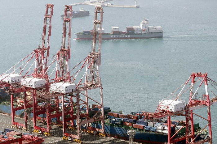 Port　of　Busan　(Courtesy　of　Yonhap)