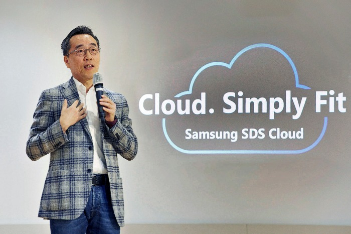 Samsung　SDS　CEO　Hwang　SungWoo　served　as　a　professor　at　Korea　University’s　electrical　engineering　department