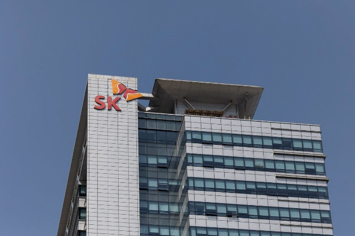 ▲SK Group of South Korea has pledged a billion U.S. investment that includes semiconductor research and development. PHOTO : SEONGJOON CHO/BLOOMBERG NEWS