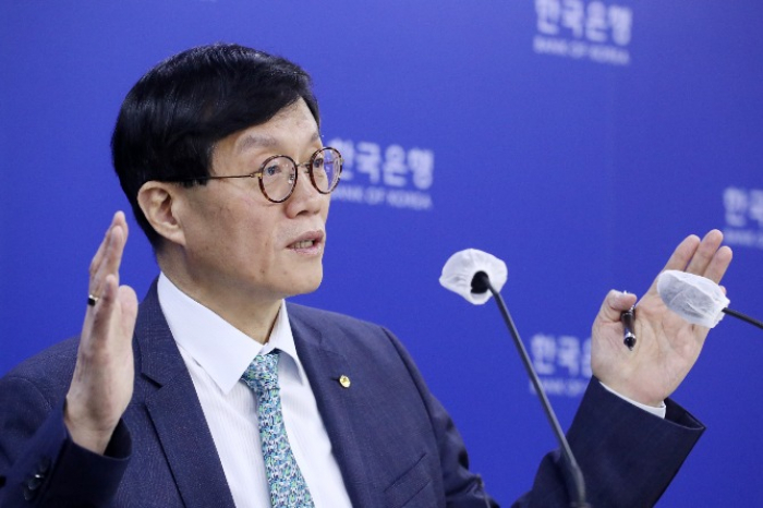 BOK Governor Rhee Chang-yong speaks after a monetary policy meeting in February (Courtesy of Yonhap)