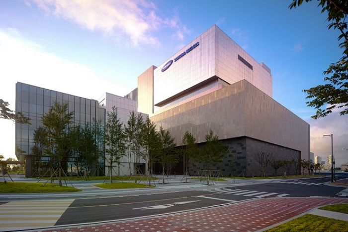 Samsung　Biologics　headquarters　in　Incheon,　South　Korea　(Courtesy　of　Samsung　Biologics)