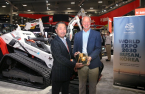 Doosan Group chief checks farm-construction equipment affiliate's strategy in US