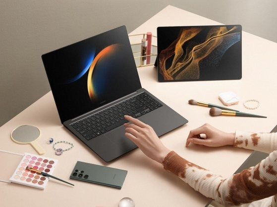 Galaxy　Book　3　Ultra,　Samsung　Electronics　Co.’s　premium　laptop