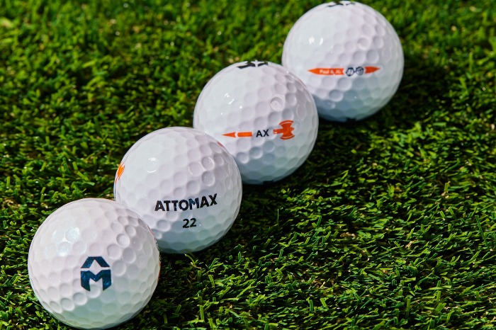 ATTOMAX　golf　balls　(Courtesy　of　Kolon　Mall)