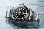 Rolex resale prices tumble as the wealthy young tighten belts