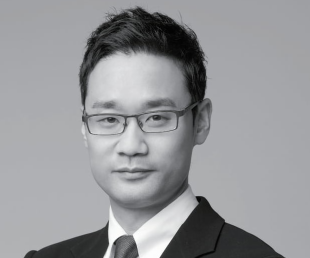 Lee Hyukjin, senior partner of Bain & Company