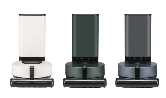 LG's cleaning robots