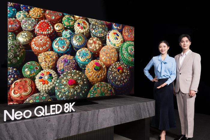 Samsung's　Neo　QLED　8K　wins　critical　acclaim　in　US,　UK