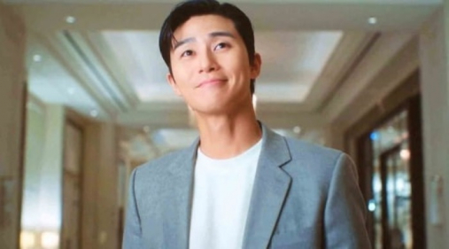 Korean　actor　Park　Seo-joon,　the　new　face　of　Paradise　City　(Courtesy　of　Paradise　City)
