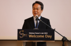 Shinhan Financial Chairman to hold overseas IR in Japan 