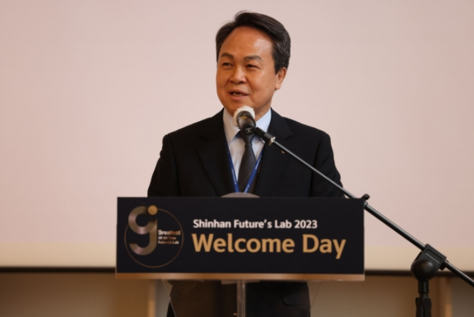 Shinhan　Financial　Chairman　to　hold　overseas　IR　in　Japan　