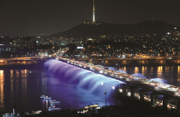 Louis Vuitton to turn bridge over Seoul river into catwalk